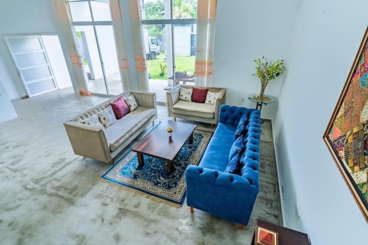 Villa 38 Падука Екстериор снимка